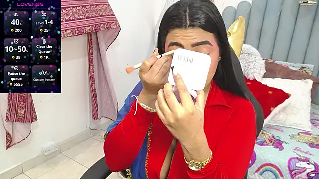 lakshmiraniii online show from November 29, 2025, 11:54 am