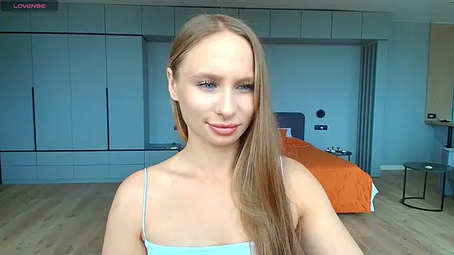 Mad1en online show from June 16, 2026, 11:32 am