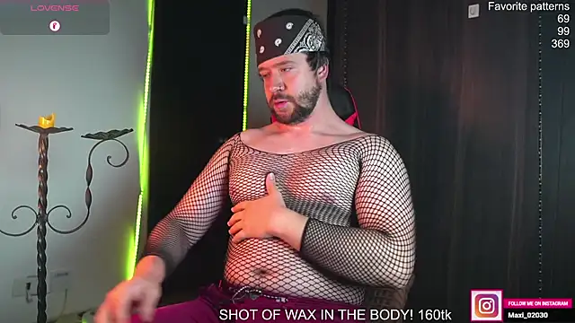 Snapshot of just_maxii chatting on March 31, 2026, 11:40 pm just maxii online show from March 31, 2026, 11:40 pm