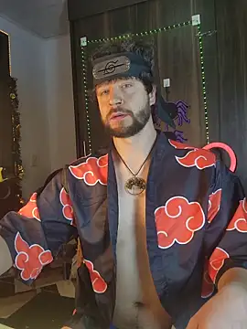 just maxii online show from October 31, 2025, 10:05 pm