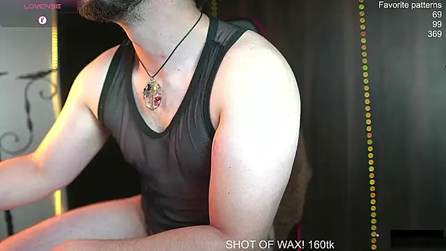 Snapshot of just_maxii chatting on March 5, 2026, 6:15 pm just maxii online show from March 5, 2026, 6:15 pm