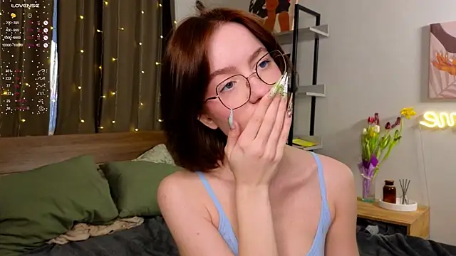 IdaValenti online show from March 12, 2025, 1:03 am