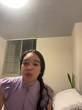 Nina-Eros1 online show from May 15, 2026, 1:03 am