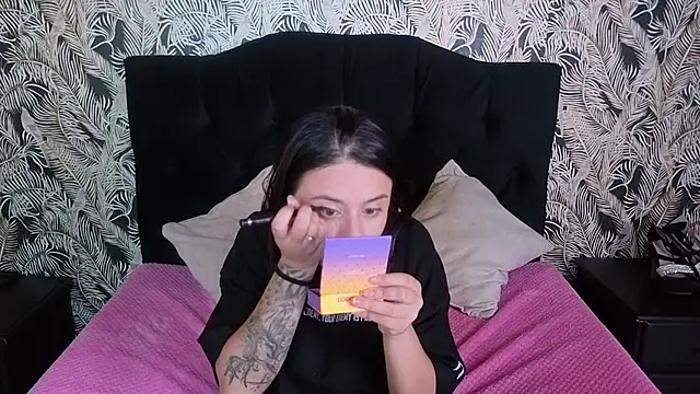 kassandra james online show from March 2, 2026, 1:07 pm