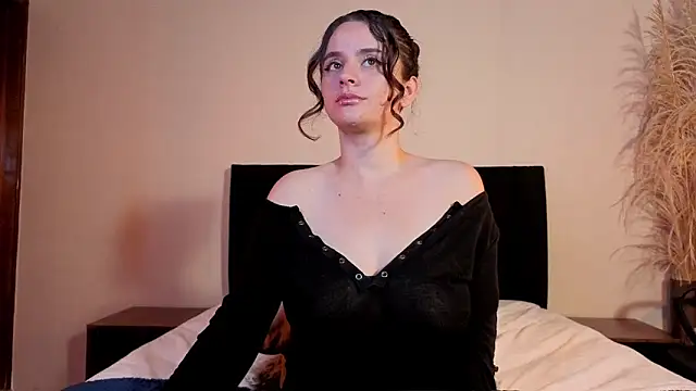 kassandra james online show from May 11, 2026, 2:45 pm