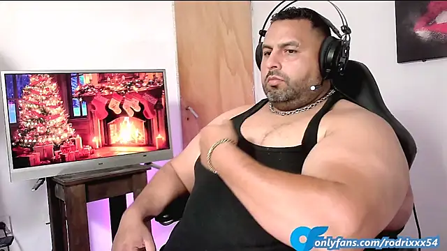 Snapshot of rodrix54 chatting on December 17, 2024, 10:32 pm rodrix54 online show from December 17, 2024, 10:32 pm