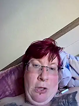 dieGeile0411 online show from March 2, 2026, 1:07 pm