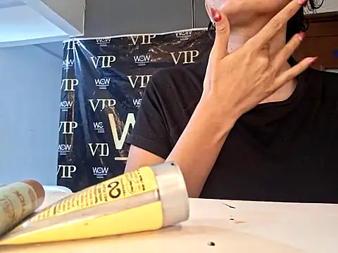  frida1 online show from February 26, 2025, 12:49 pm