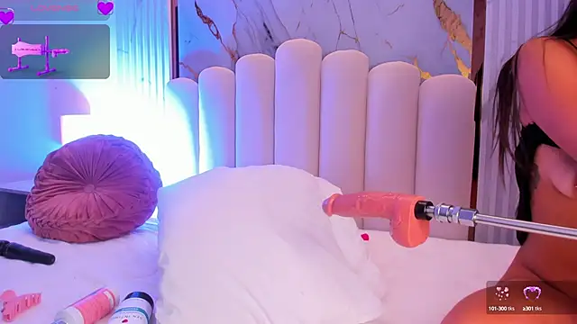 Snapshot of carolriveraa_ chatting on March 20, 2025, 11:34 pm carolriveraa online show from March 20, 2025, 11:34 pm