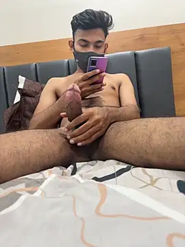 Snapshot of rajapo_1 chatting on April 7, 2026, 5:15 pm rajapo 1 online show from April 7, 2026, 5:15 pm
