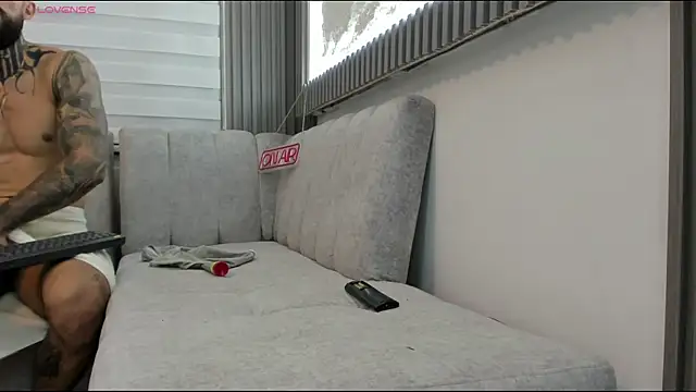 Apolo Bianco  online show from November 21, 2025, 6:23 am