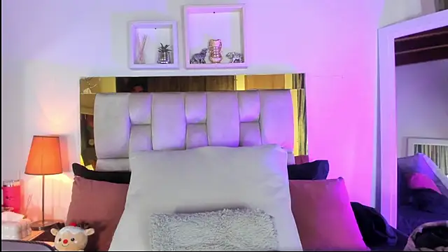 emmy r online show from November 21, 2025, 12:15 pm