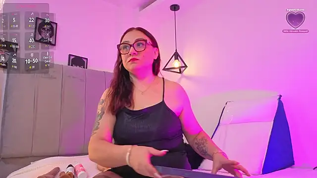 lady nylon  online show from March 24, 2026, 12:38 pm