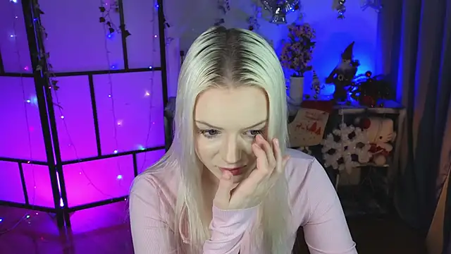 Snapshot of ImBonBon chatting on February 2, 2025, 5:21 am ImBonBon online show from February 2, 2025, 5:21 am