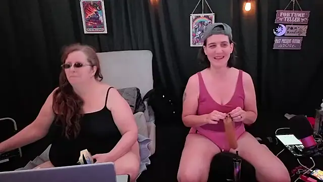 Sexy Mama-69 online show from November 4, 2025, 10:24 pm