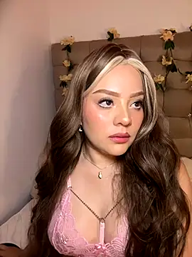 Snapshot of Jullieetta chatting on September 24, 2025, 11:39 am Jullieetta online show from September 24, 2025, 11:39 am