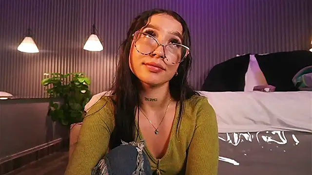 EriKlein online show from April 1, 2026, 7:33 pm