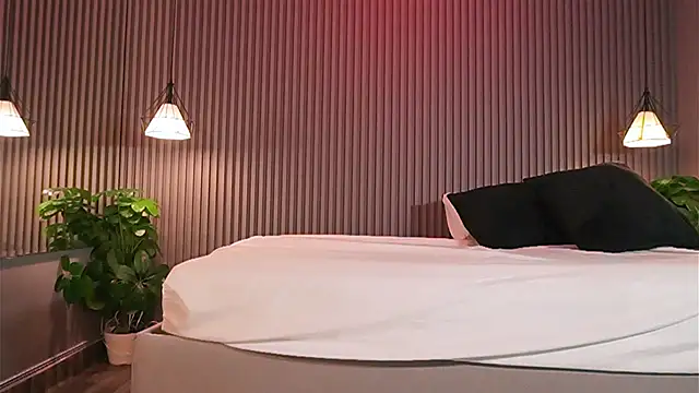 EriKlein online show from March 12, 2026, 8:13 pm