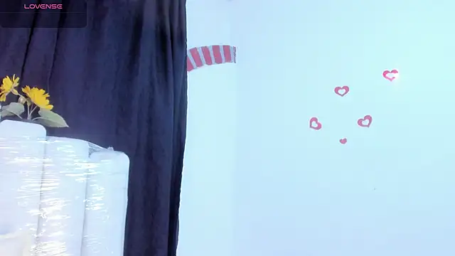 RoxannaBlanche online show from March 29, 2026, 8:32 pm