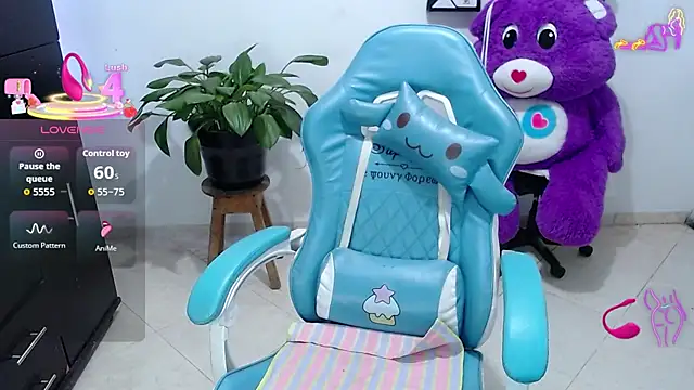 emily rosse04 online show from April 10, 2026, 11:06 am