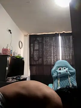 emily rosse04 online show from January 9, 2026, 12:12 pm