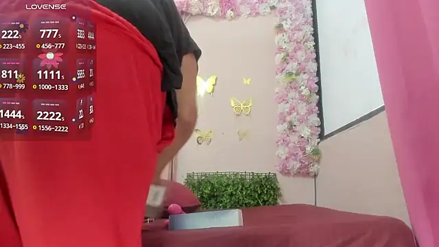 Snapshot of grandmother_milf chatting on January 19, 2026, 11:58 am grandmother milf online show from January 19, 2026, 11:58 am