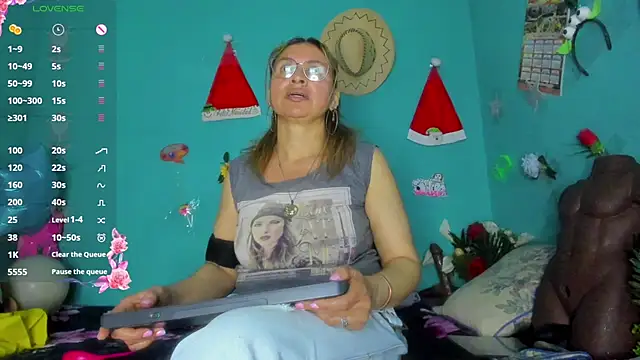 Snapshot of SheraHadee chatting on February 9, 2026, 3:26 am SheraHadee online show from February 9, 2026, 3:26 am