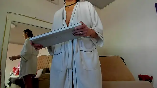 SheraHadee online show from October 6, 2025, 7:36 pm