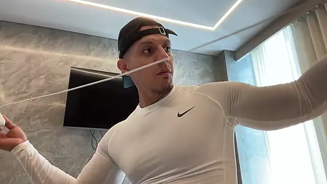 Frank heaven01 online show from February 9, 2026, 7:45 pm