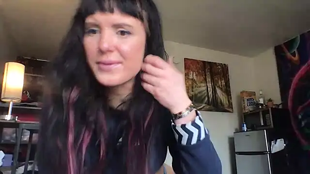 kittycatkendra online show from April 2, 2026, 6:58 pm