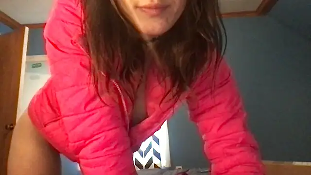 kittycatkendra online show from November 10, 2025, 1:49 pm