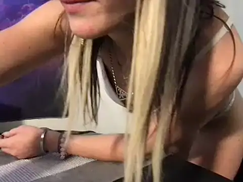 Snapshot of kittycatkendra chatting on March 7, 2025, 12:58 am kittycatkendra online show from March 7, 2025, 12:58 am