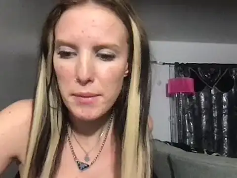 Snapshot of kittycatkendra chatting on February 11, 2025, 1:52 am kittycatkendra online show from February 11, 2025, 1:52 am