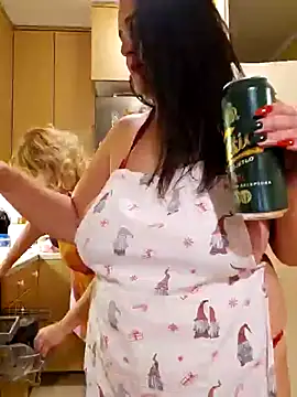 Mary hot mommy online show from January 11, 2025, 5:51 pm