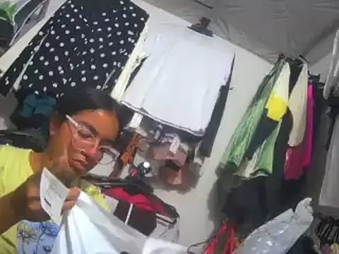 sexyboo2025 online show from January 4, 2025, 2:25 am