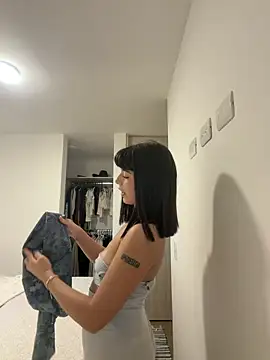 NicolRoss  online show from March 8, 2026, 1:55 am