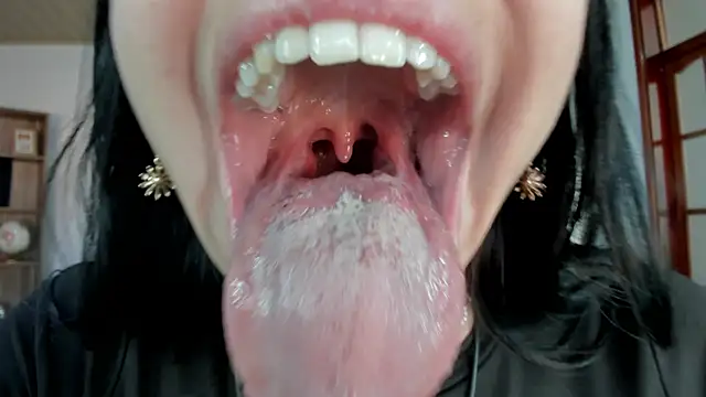 Snapshot of Katty_mouth chatting on January 18, 2025, 8:51 pm Katty mouth online show from January 18, 2025, 8:51 pm