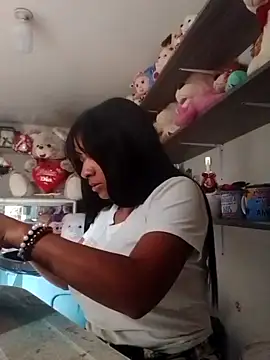 VivienAndClark online show from October 20, 2025, 8:31 pm