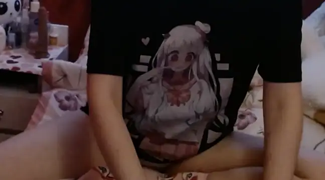 lovely nekochan online show from February 27, 2025, 8:46 am