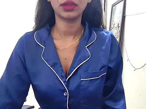 Snapshot of tanvi-00 chatting on October 6, 2025, 6:19 pm tanvi-00 online show from October 6, 2025, 6:19 pm