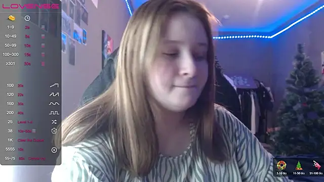 Snapshot of Light_Luna chatting on January 14, 2026, 12:09 pm Light Luna online show from January 14, 2026, 12:09 pm