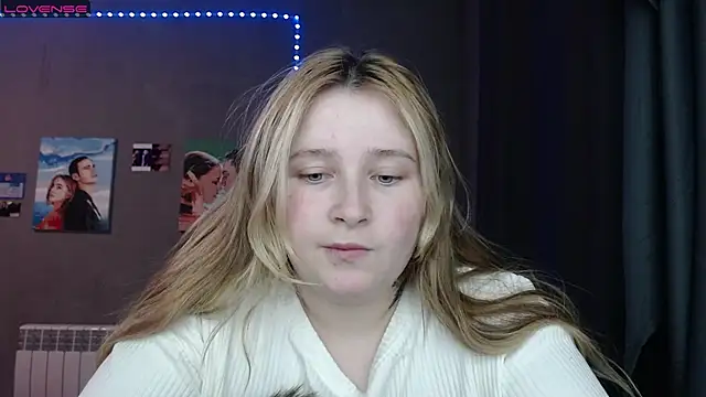 Light Luna online show from November 28, 2025, 2:17 pm