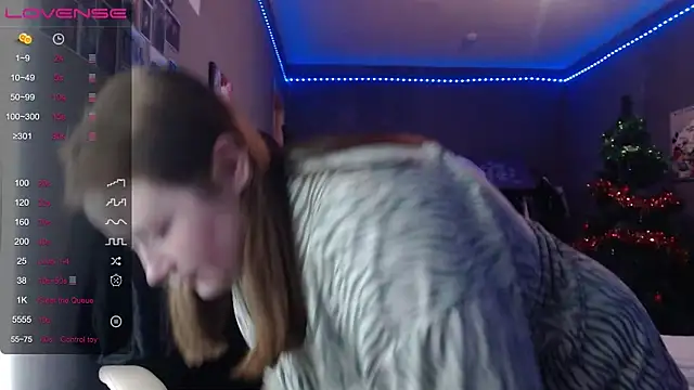 Snapshot of Light_Luna chatting on January 13, 2026, 3:27 pm Light Luna online show from January 13, 2026, 3:27 pm