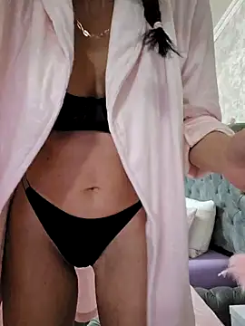 Snapshot of AnaFoxxy chatting on February 4, 2025, 8:13 am AnaFoxxy online show from February 4, 2025, 8:13 am