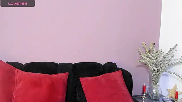 lenna  lujan05 online show from January 31, 2025, 9:05 am