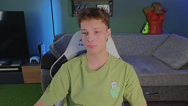 Snapshot of TeddyLiLboy chatting on November 6, 2025, 9:57 am TeddyLiLboy online show from November 6, 2025, 9:57 am