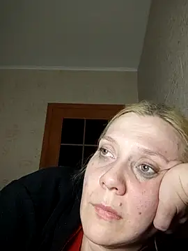 LeraSweet online show from April 21, 2026, 7:09 pm