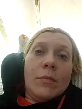 LeraSweet online show from April 23, 2026, 7:48 pm