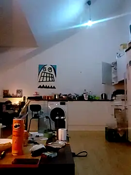 eltoulou online show from September 16, 2025, 1:50 am