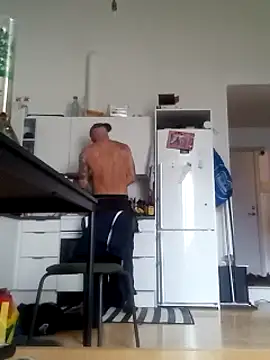 eltoulou online show from March 4, 2025, 2:32 pm